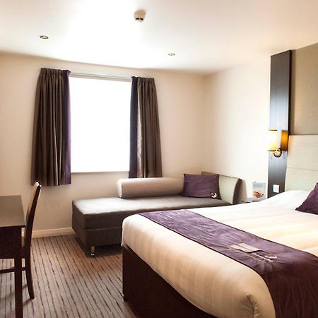 Premier Inn Birmingham City Centre Broad Street 外观 照片