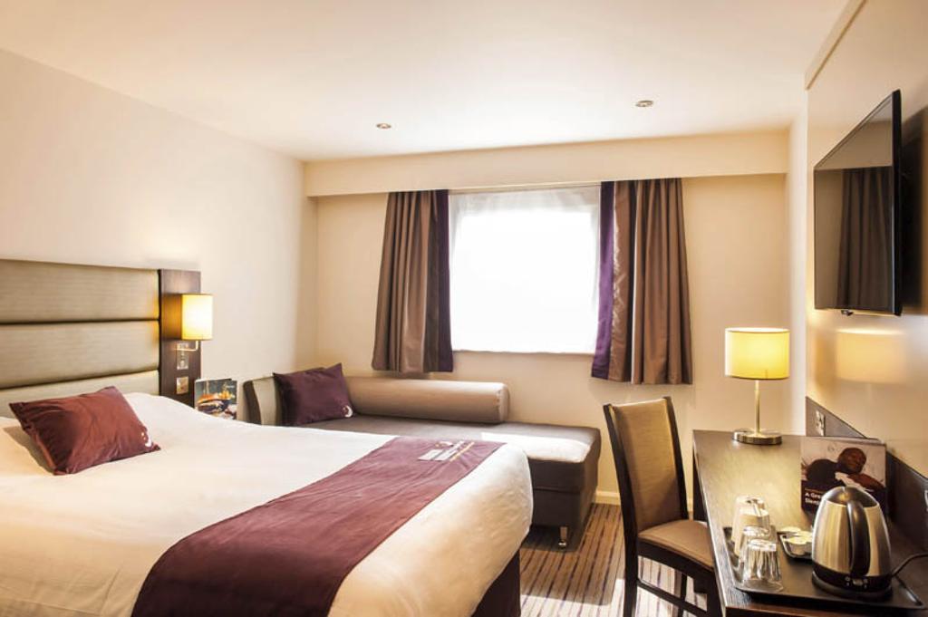 Premier Inn Birmingham City Centre Broad Street 外观 照片