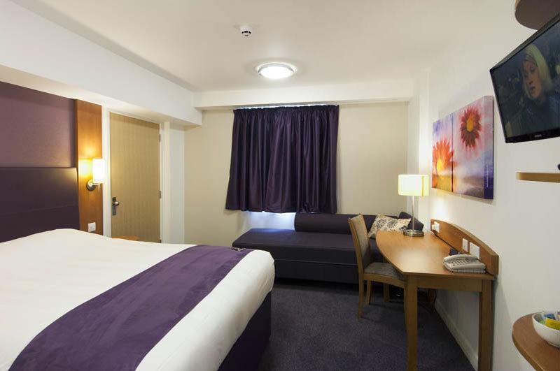 Premier Inn Birmingham City Centre Broad Street 外观 照片